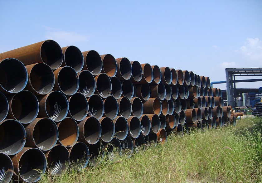 Pipe for oil and gas transmission pipeline